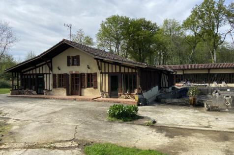 Property Image 4