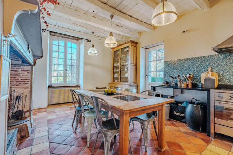 Property Image 6