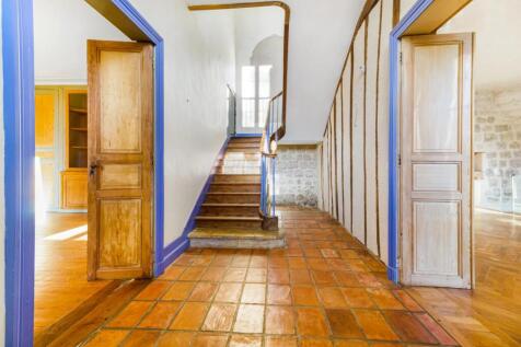 Property Image 4