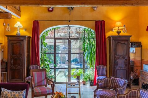 Property Image 9