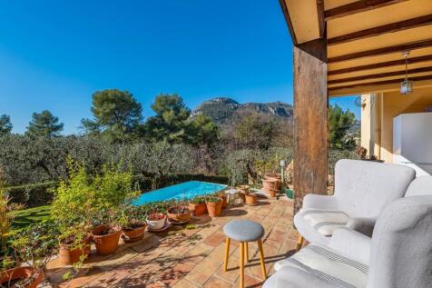 Property Image 11