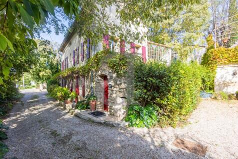 Property Image 4