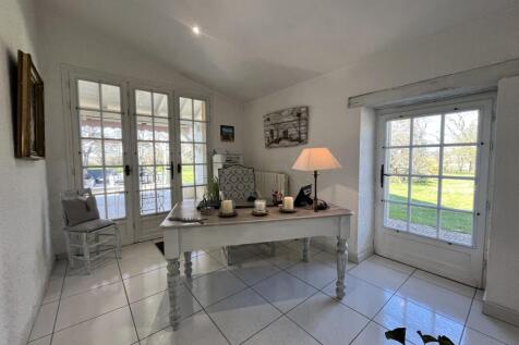 Property Image 28