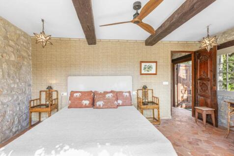 Property Image 38