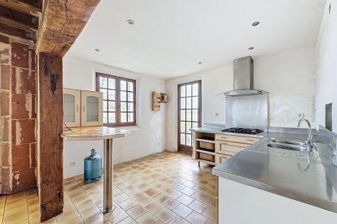 Property Image 4