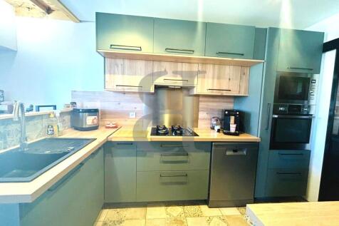 Property Image 8