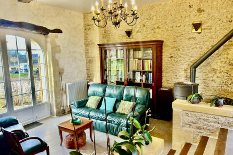Property Image 4