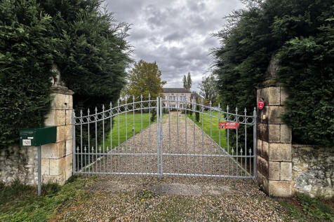 Property Image 8