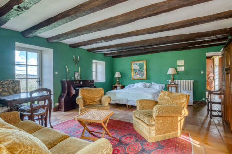 Property Image 4