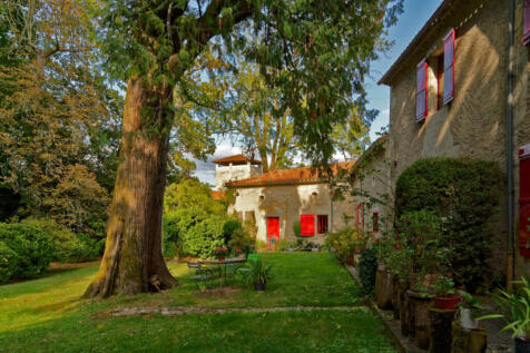 Property Image 4