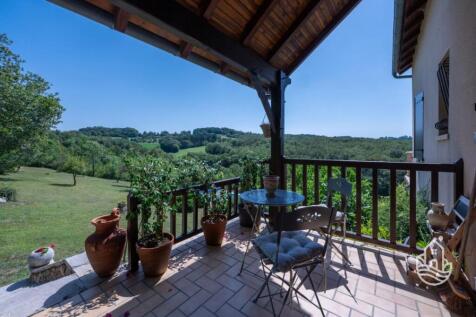 Property Image 4