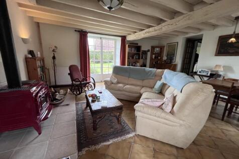 Property Image 4