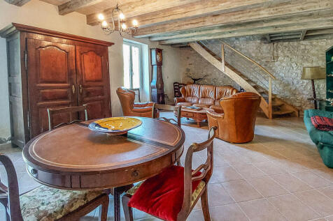 Property Image 4