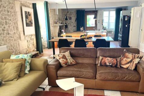 Property Image 8