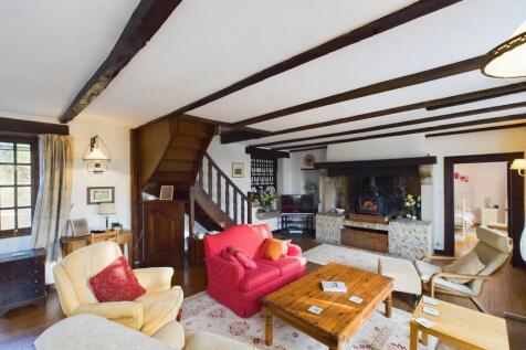 Property Image 4