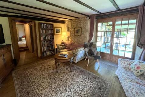 Property Image 8