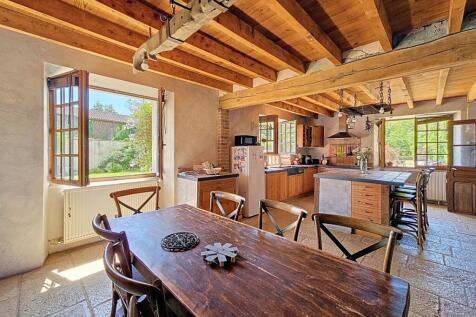 Property Image 11