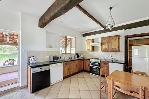 Property Image 11