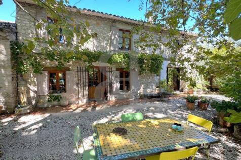 Property Image 4