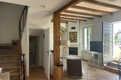 Property Image 8
