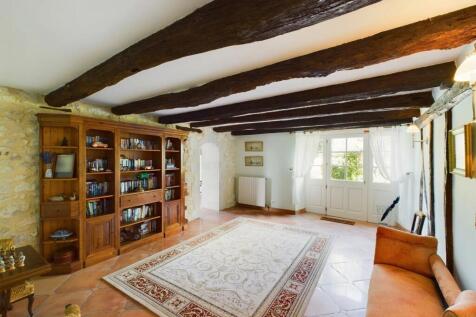 Property Image 8