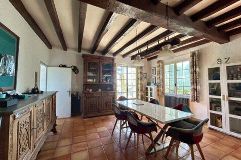 Property Image 8