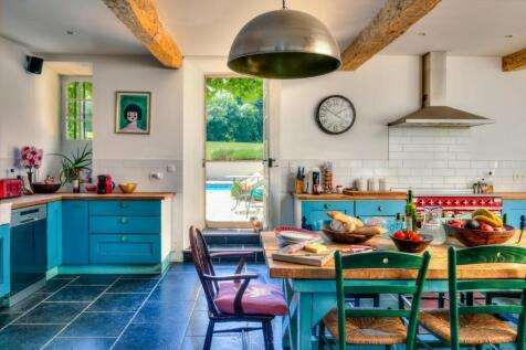 Property Image 4