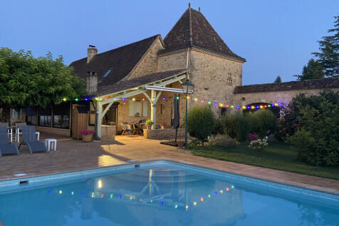 Property Image 1