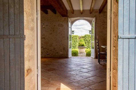 Property Image 11