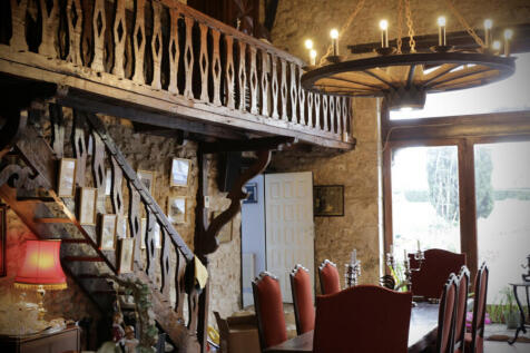 Property Image 4