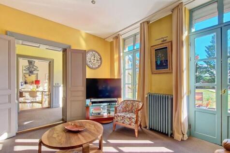 Property Image 8