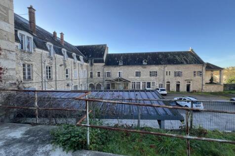 Property Image 4