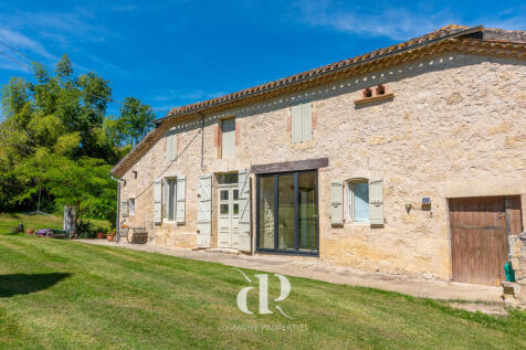Property Image 4