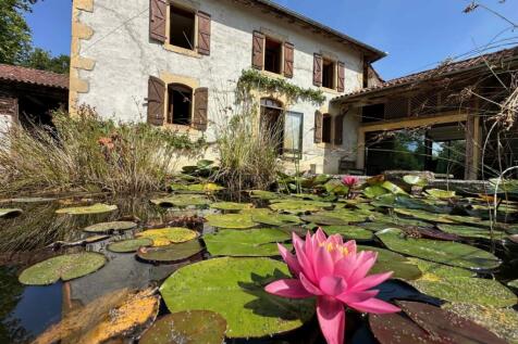 Property Image 1