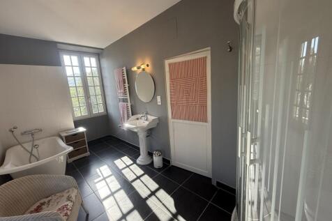 Property Image 29