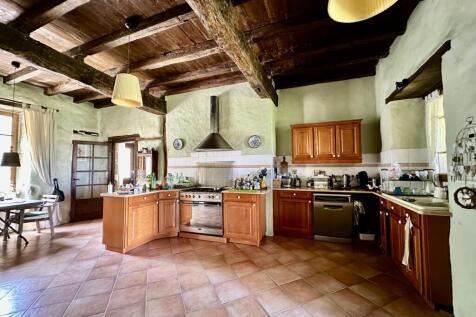 Property Image 5