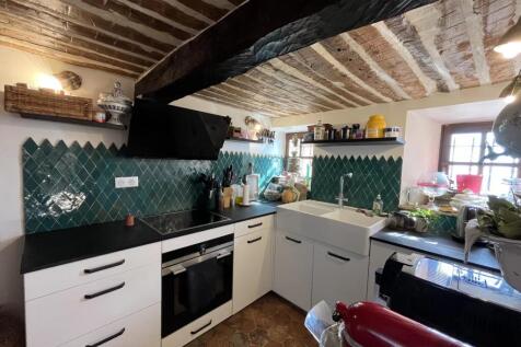Property Image 8