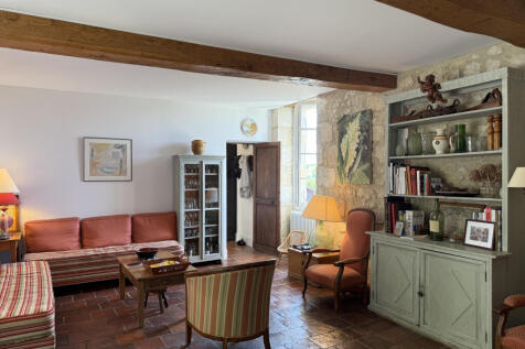 Property Image 5