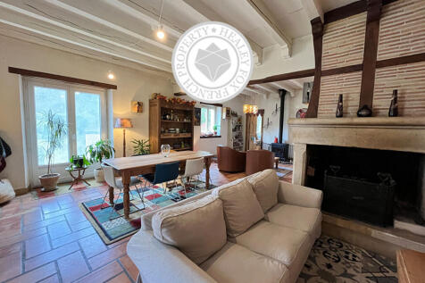 Property Image 4