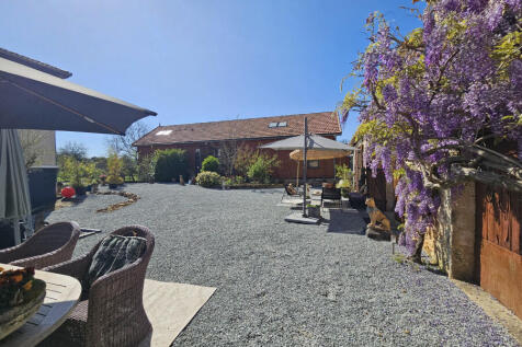 Property Image 10