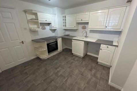 Kitchen b