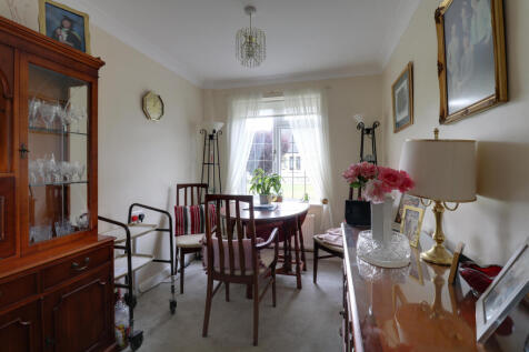 lounge/diner