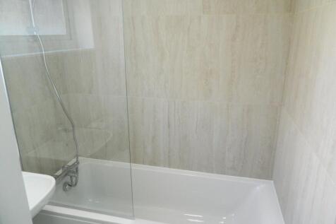 BRAND NEW BATH SUITE