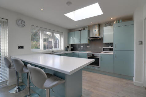 modern kitchen/breakfast