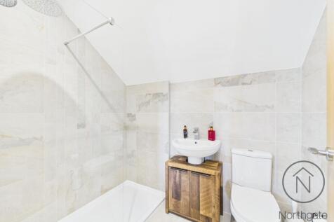 Ensuite Shower