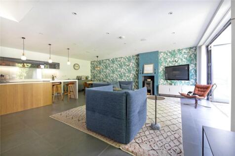 Reception-Kitchen