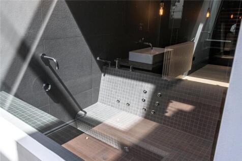 Hot Tub  Spa Room
