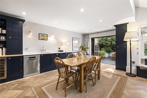 Dining/Kitchen