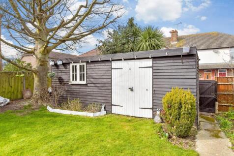 Workshop/Outbuildings
