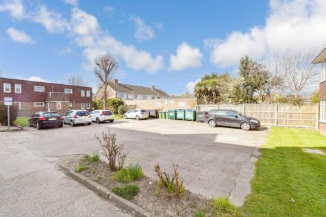 Driveway/Parking